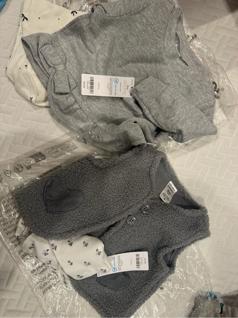 Carter’s Baby girl 3 piece outfit.